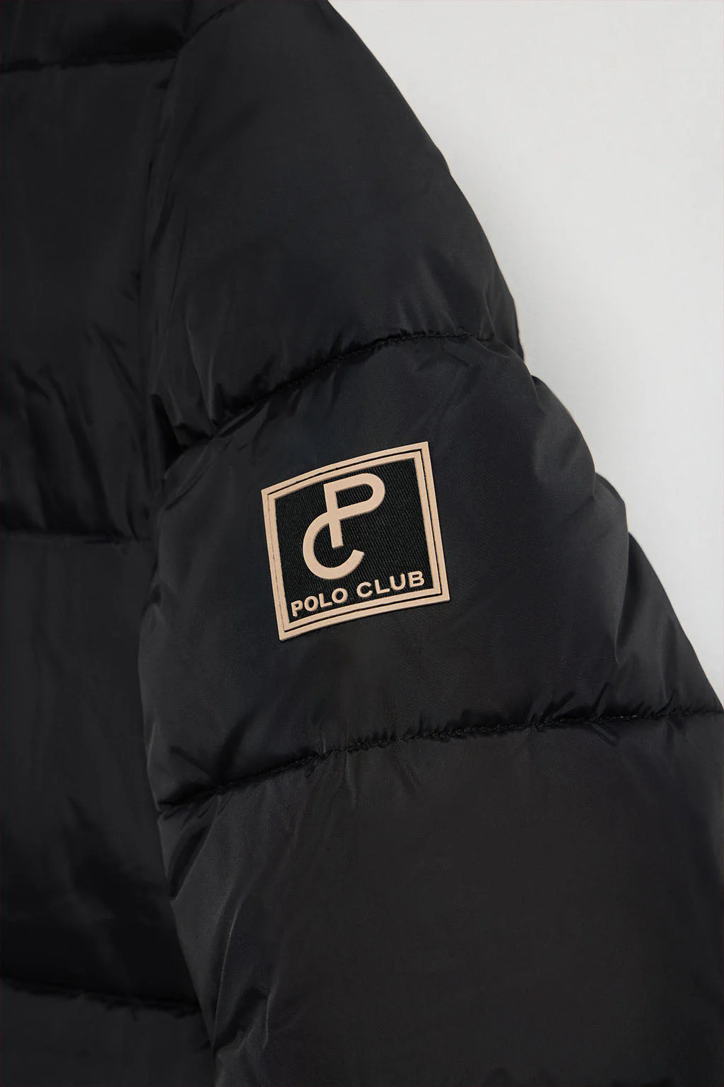Black reversible coat Gracia with fixed hood and Polo Club details - Image 8