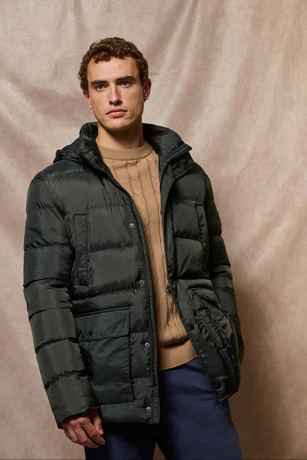 Green coat Greenwich with pockets, fixed hood and Polo Club details - Image 4