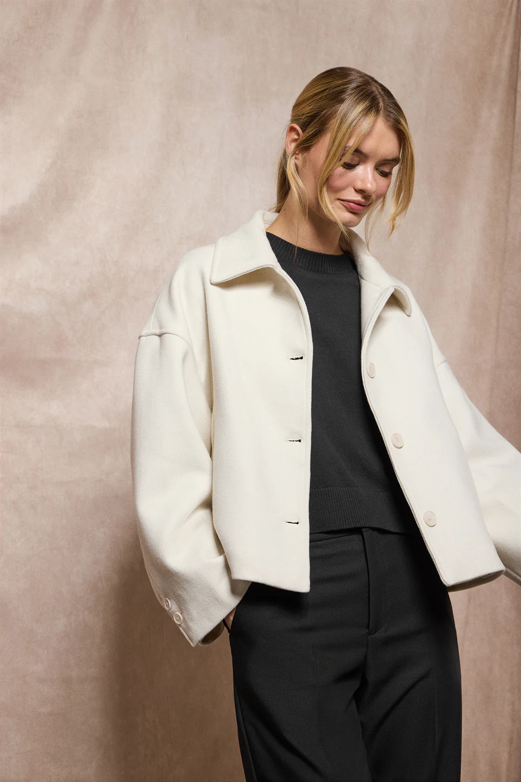 Beige buttoned short coat Lita with Polo Club details - Image 17