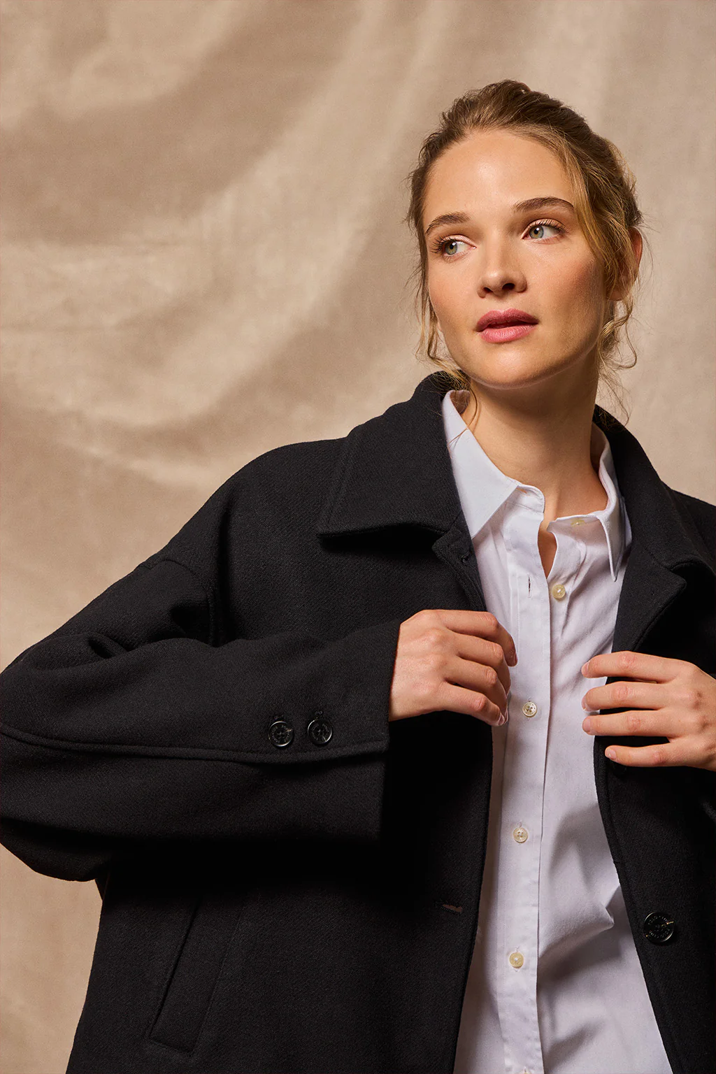 Black buttoned short coat Lita with Polo Club details - Image 17
