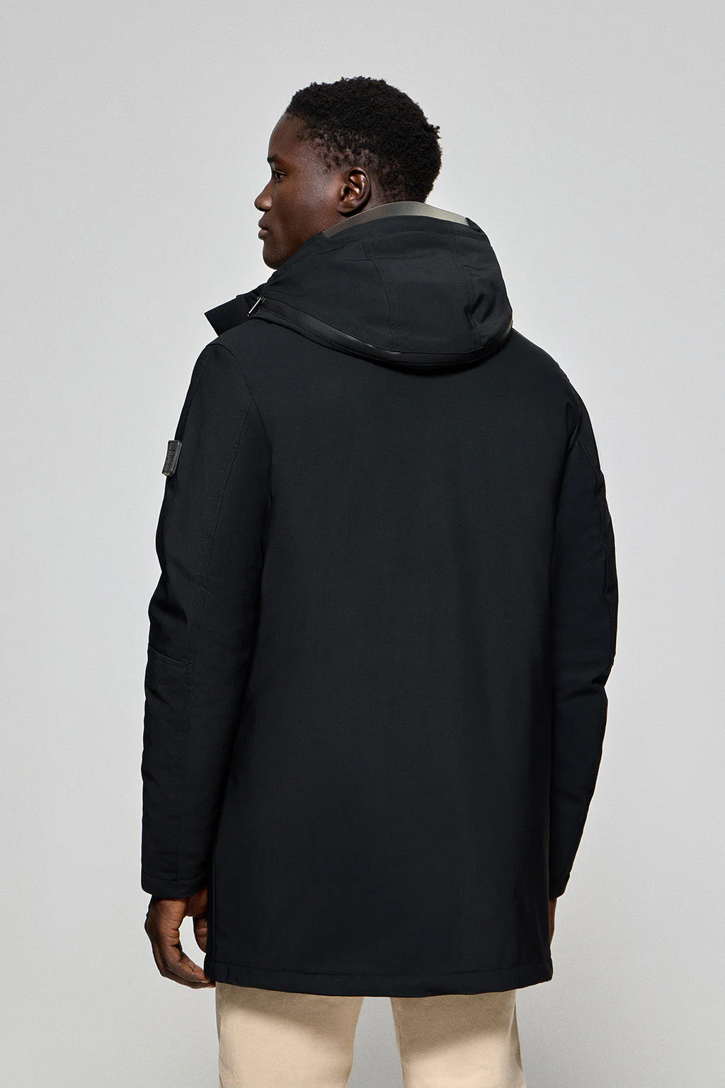 Black coat Mackey with fixed hood and Polo Club details - Image 9