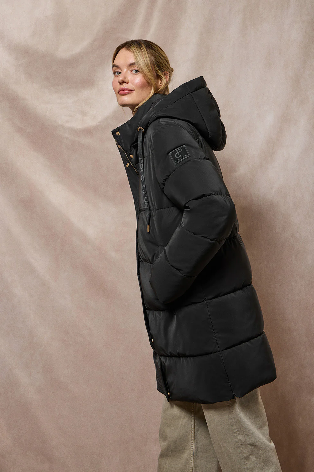 Black coat Roma with detachable hood and Polo Club details - Image 14