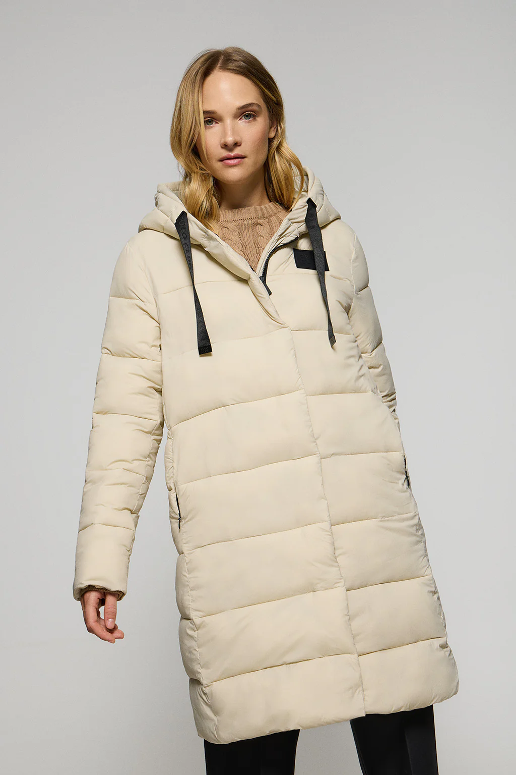 Beige coat Siena with fixed hood and Polo Club details