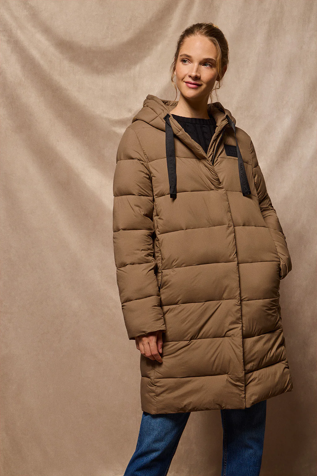 Brown coat Siena with fixed hood and Polo Club details - Image 13