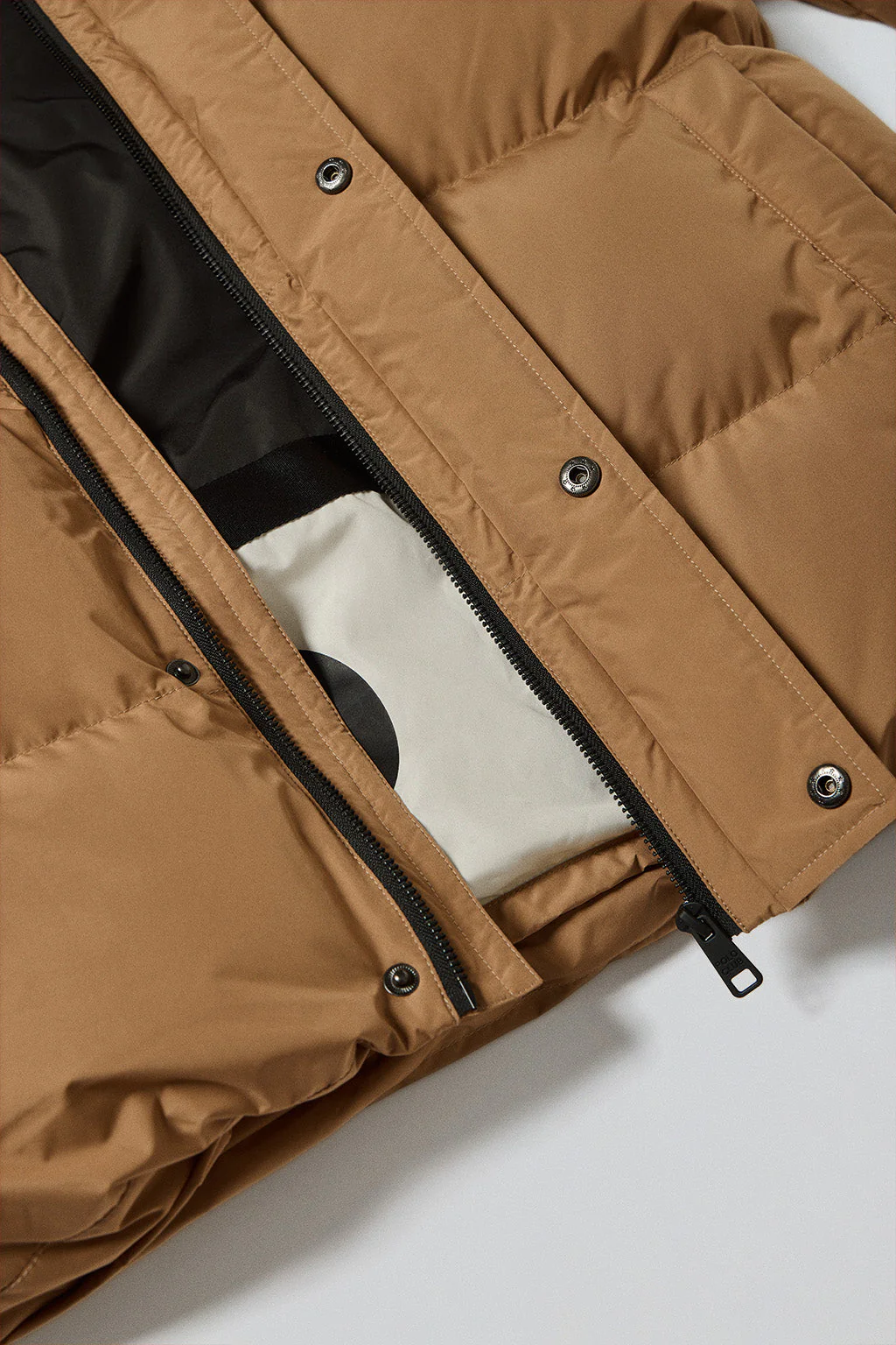 Camel puffer jacket Slope with Polo Club details - Image 12