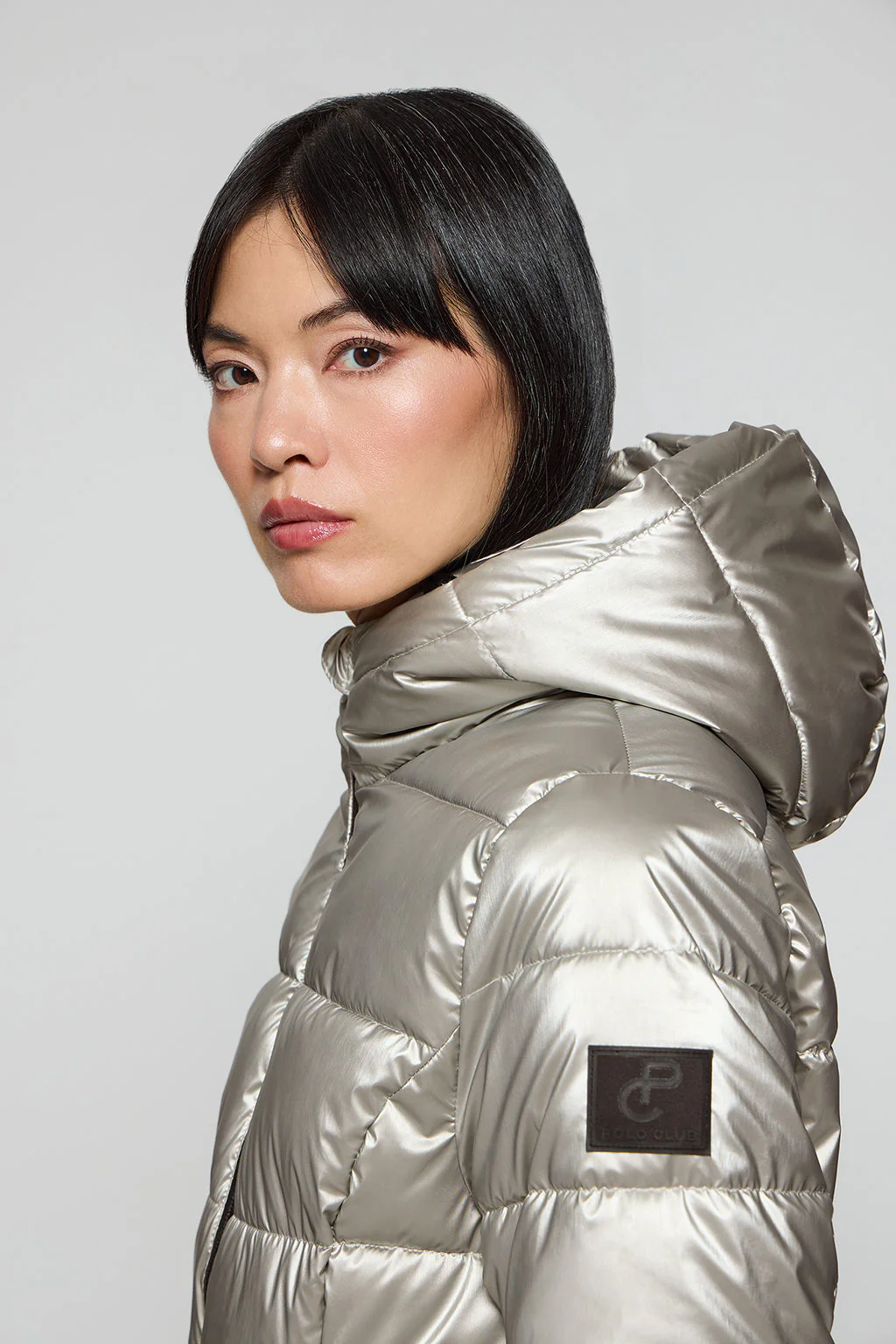 Platinum glitter-effect short coat Snow with fixed hood and Polo Club details