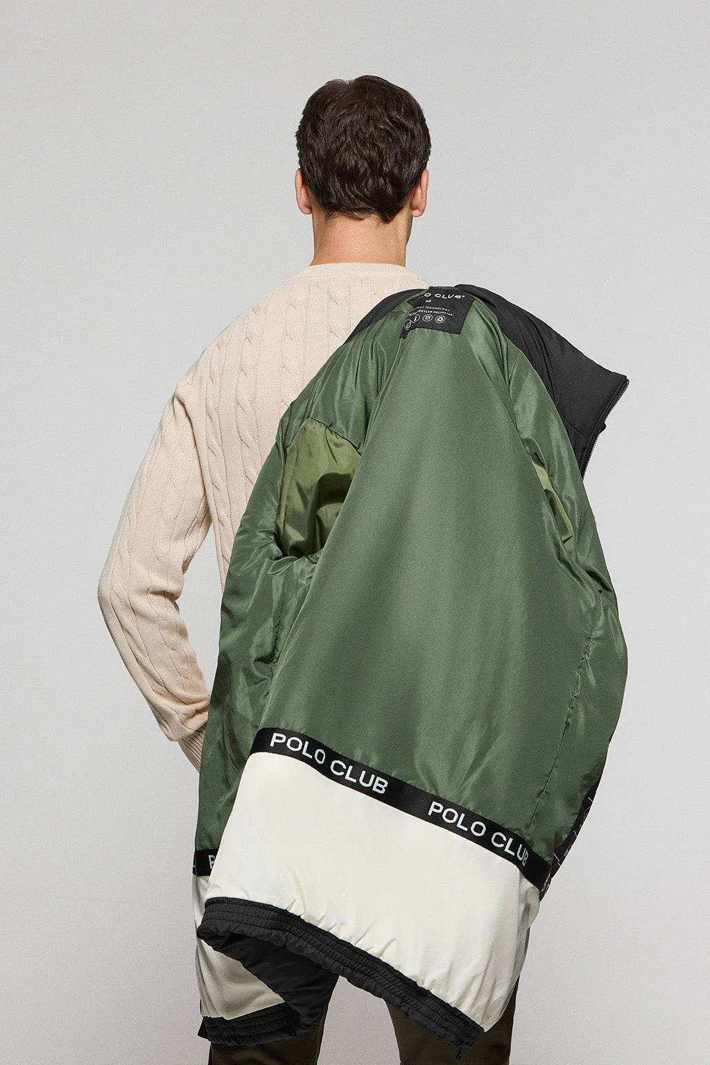 Black coat Staten with detachable hood and Polo Club details - Image 4