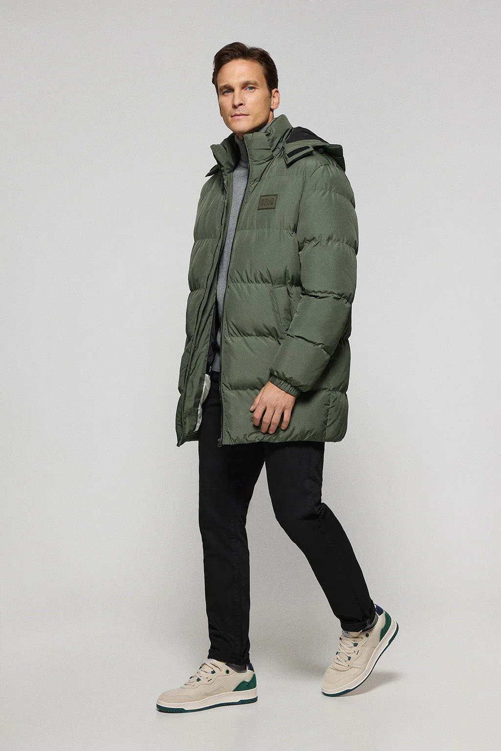 Khaki coat Staten with detachable hood and Polo Club details - Image 4
