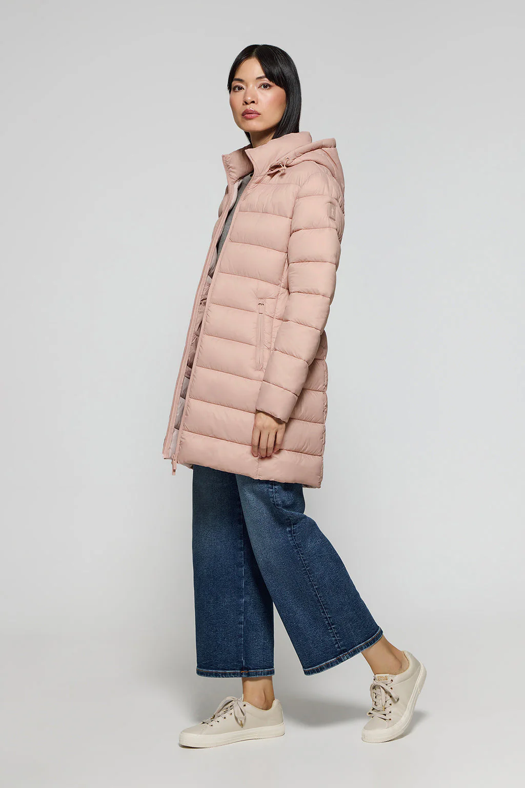 Pale-pink ultralight coat Suzette with Rigby Go patch - Image 4