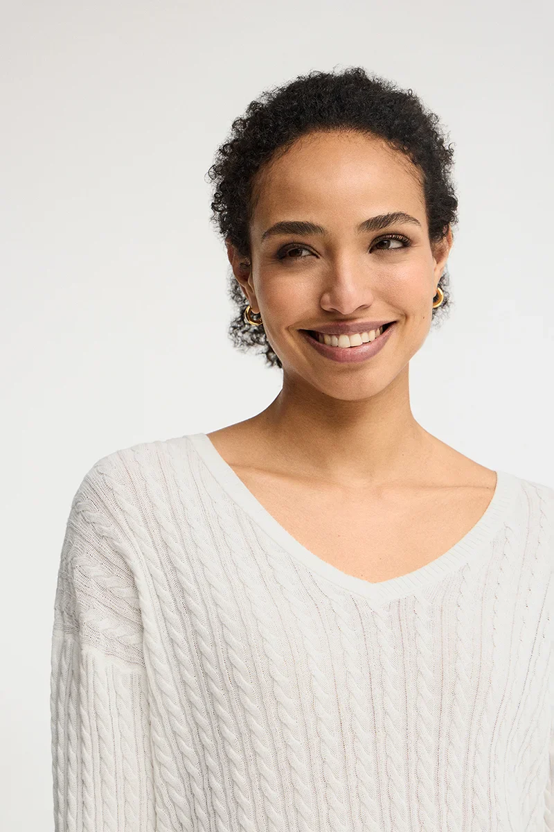 Nude cable-knit jumper with V-neck and Polo Club logo - Image 3
