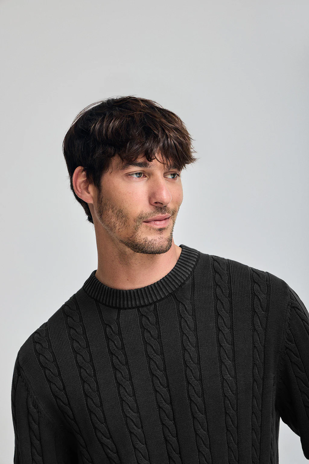 Asphalt-grey garment-dye cable-knit jumper with embroidered logo - Image 2