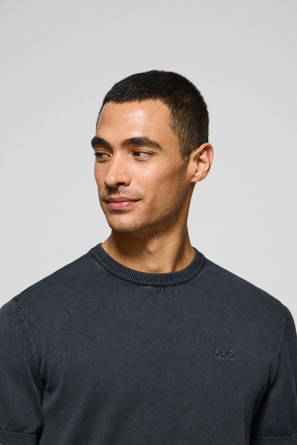 Navy-blue garment-dyed jumper with short sleeves and embroidered logo - Image 3