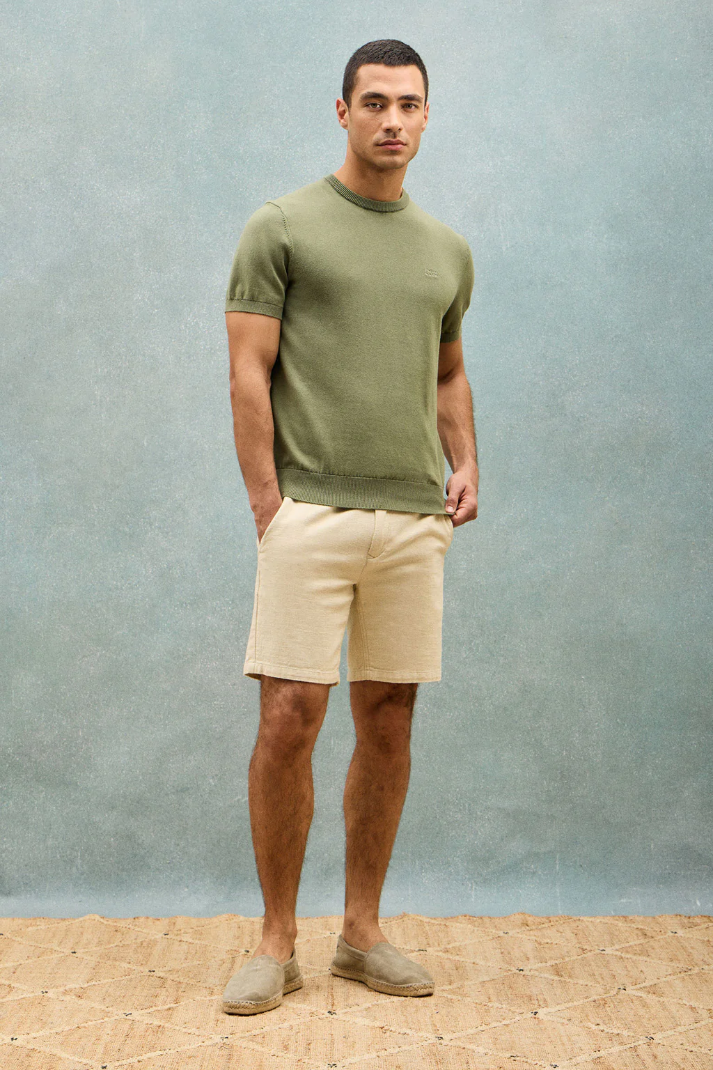 Light-green garment-dyed jumper with short sleeves and embroidered logo - Image 10