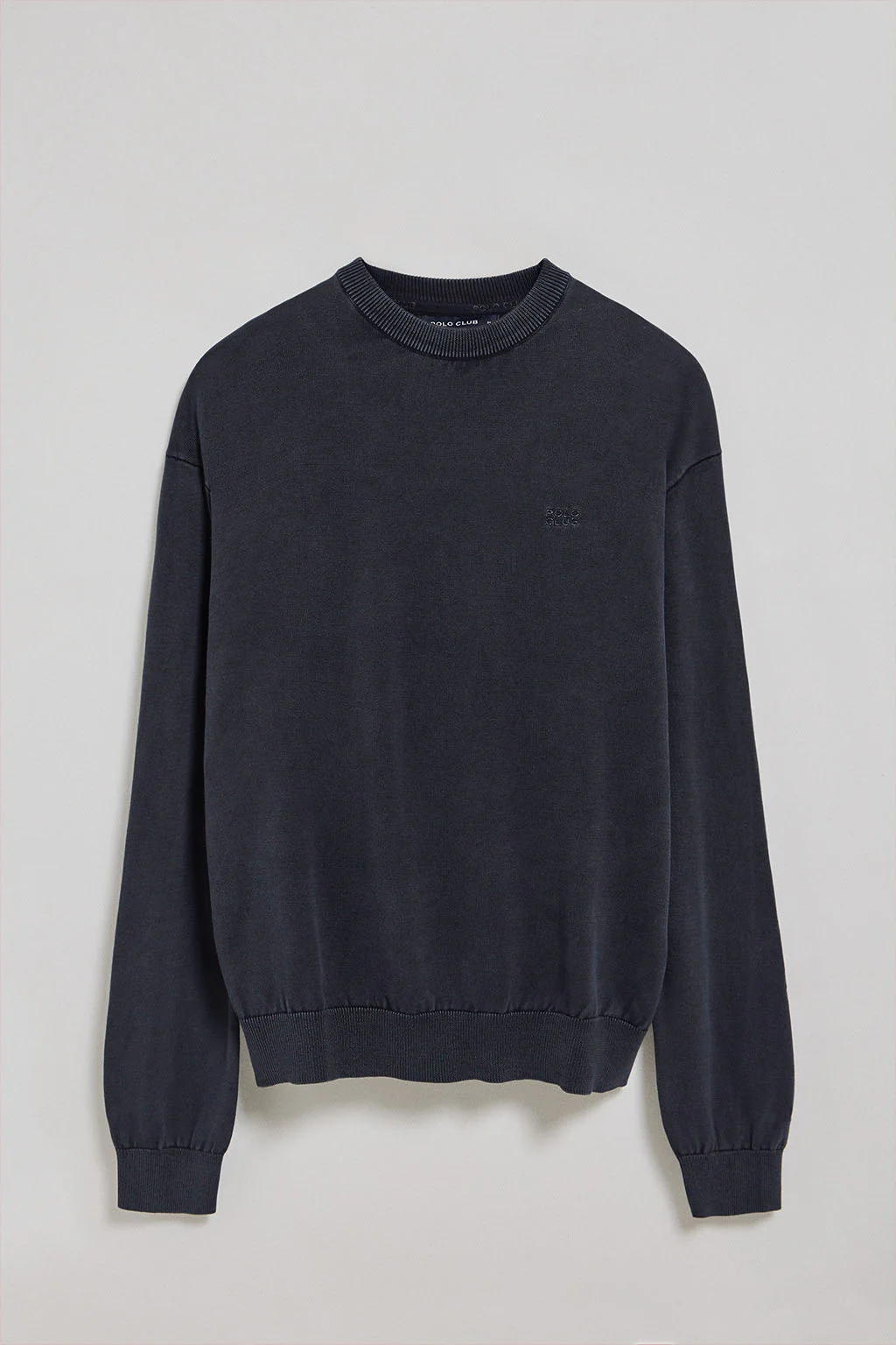 Navy-blue garment-dye jumper with round neck and embroidered logo - Image 5