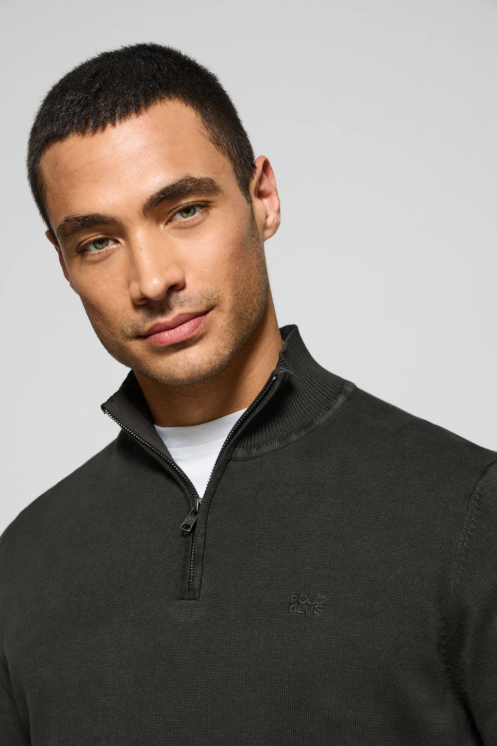 Asphalt-grey garment-dyed jumper with half zip and embroidered logo - Image 2