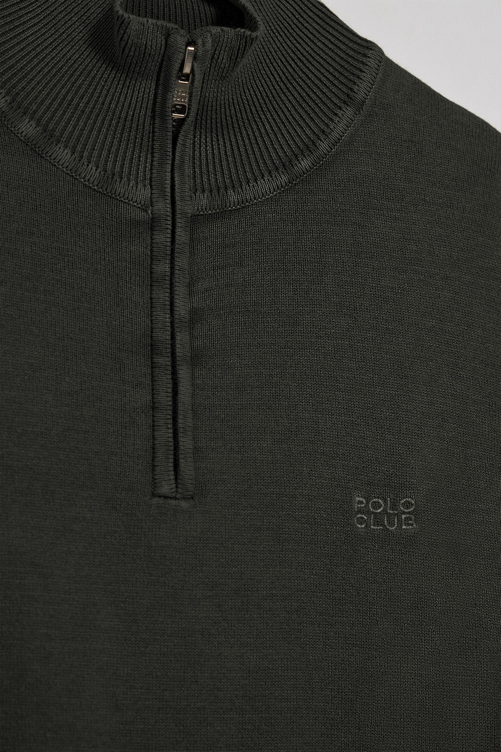 Asphalt-grey garment-dyed jumper with half zip and embroidered logo - Image 7
