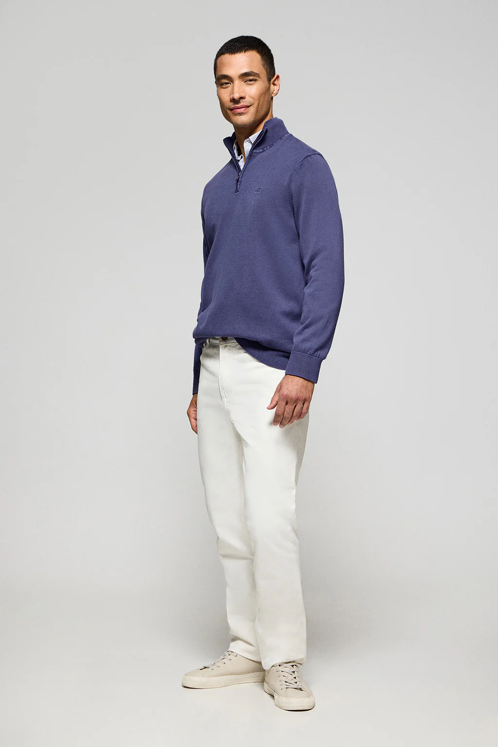 Blue-violet garment-dyed jumper with half zip and embroidered logo - Image 4
