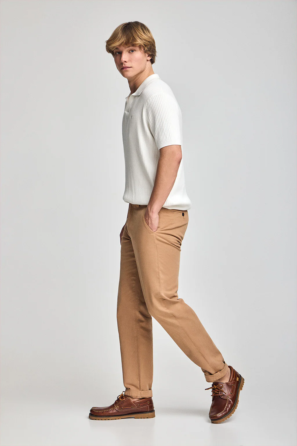 Beige ribbed jumper Jay with embroidered monogram - Image 4