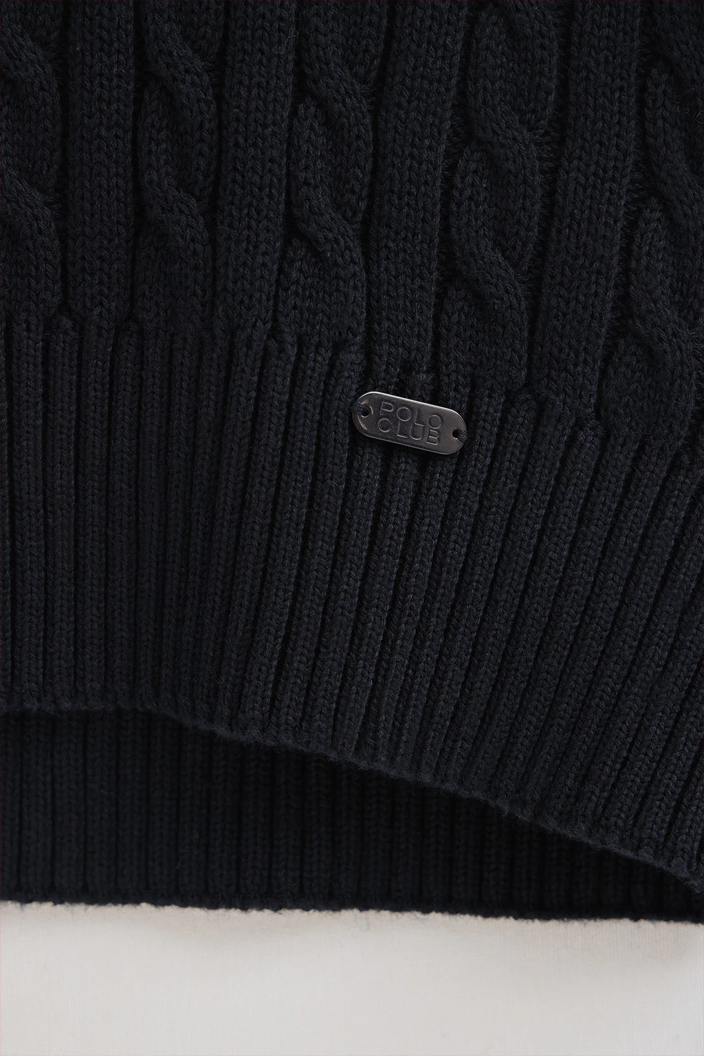 Navy-blue cable-knit jumper with polo collar - Image 7