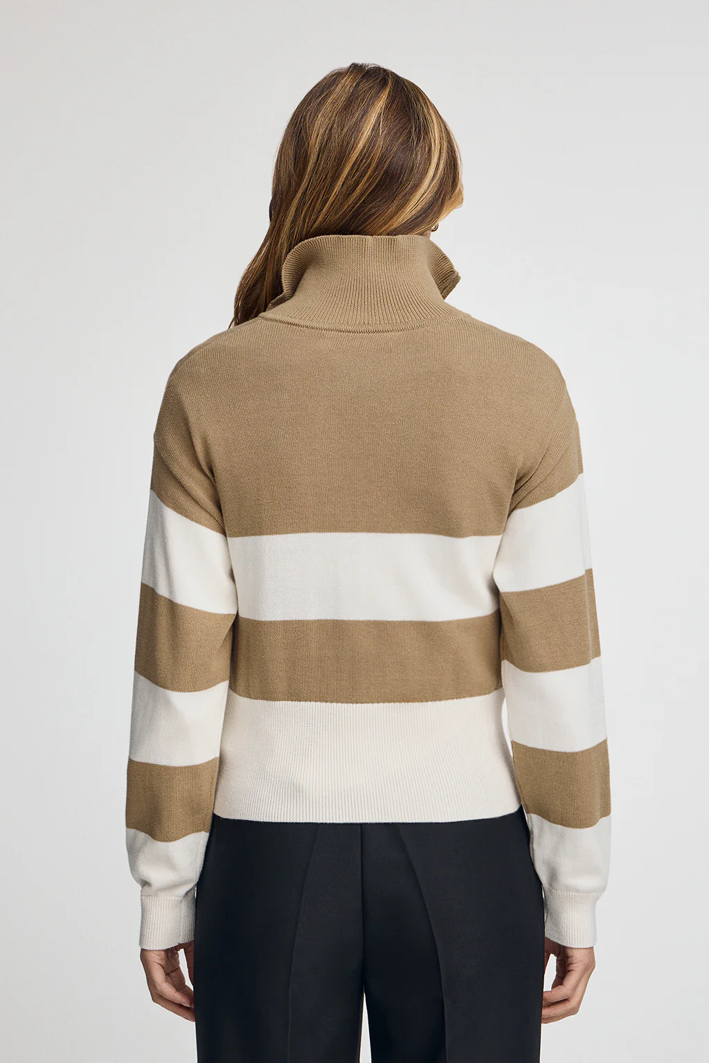 Striped cotton jumper in light brown and nude - Image 5