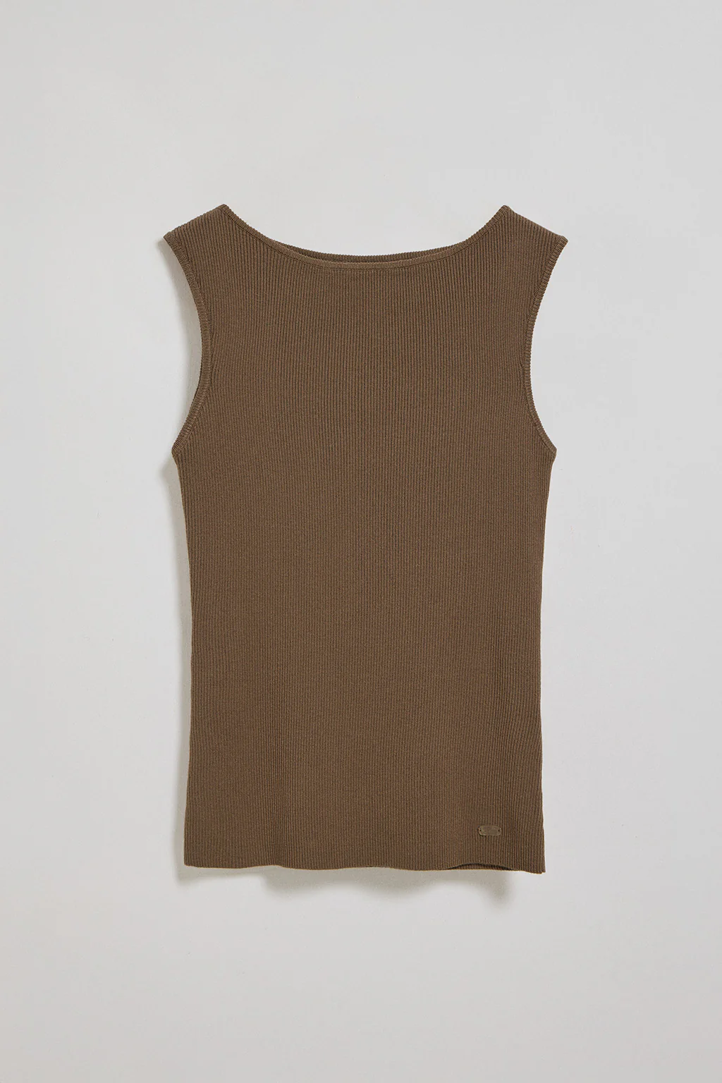 Mocha boat-neck jumper Lalita with pearly button - Image 5