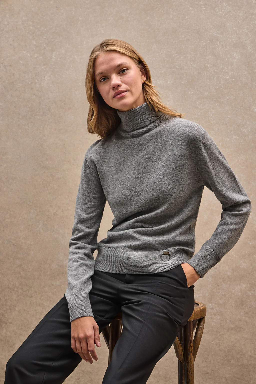 Grey-marl Merino-wool jumper with slim fit and turtleneck - Image 2