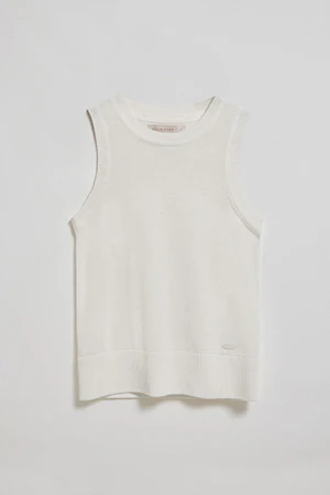 Beige sleeveless jumper with pearly button - Image 9
