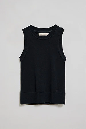 Navy-blue sleeveless jumper with pearly button - Image 9
