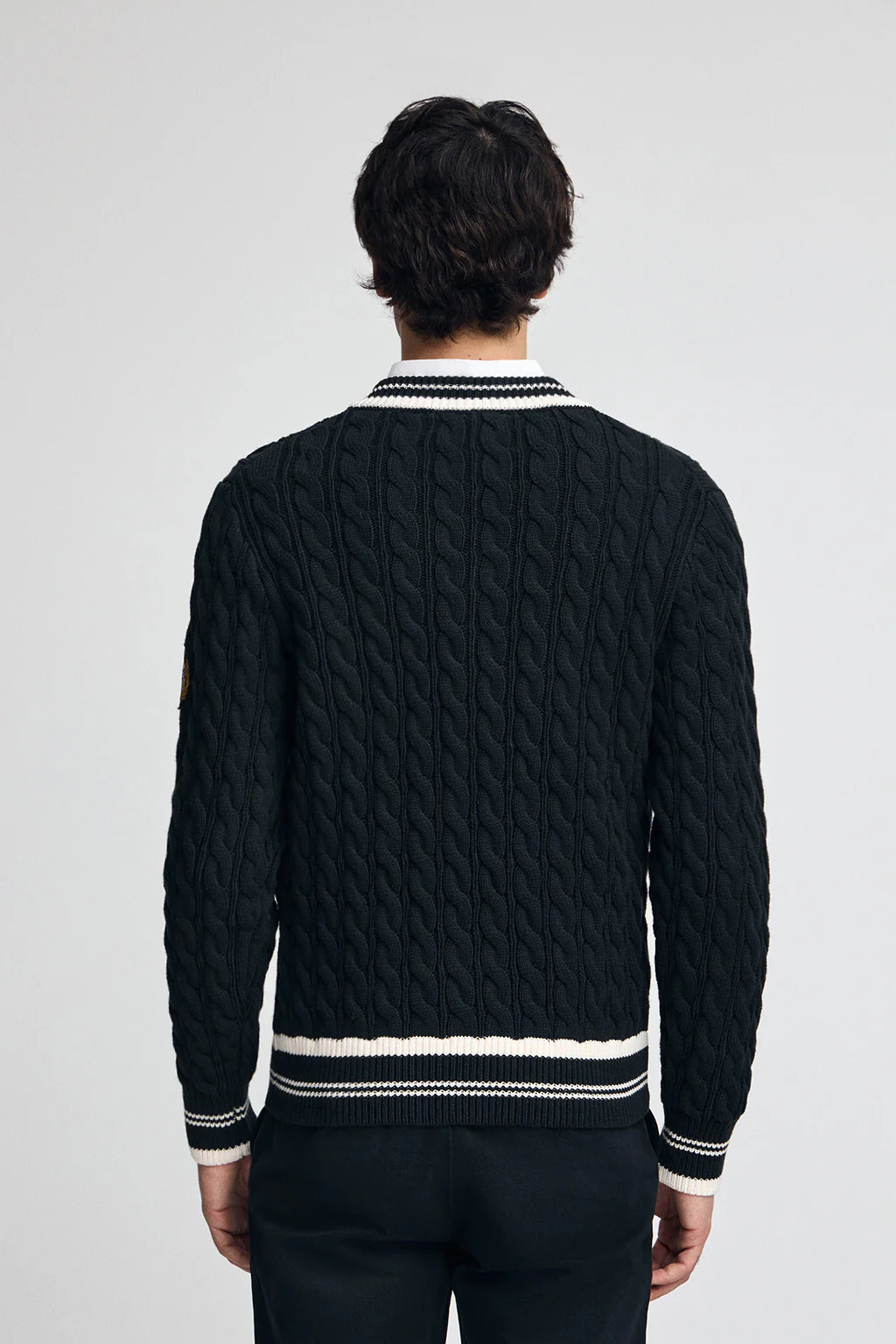 Navy-blue V-neck jumper with Polo Club nautical patch - Image 5