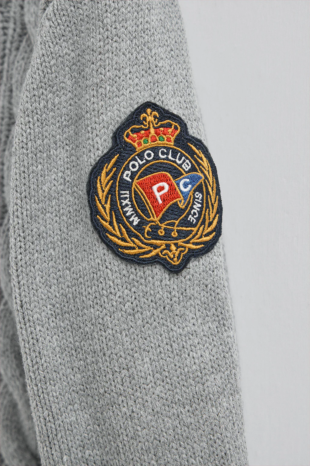 Grey-marl cardigan with Polo Club nautical patch - Image 7