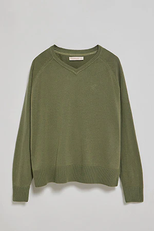 Light-green V-neck jumper in cotton and linen with embroidered monogram - Image 8