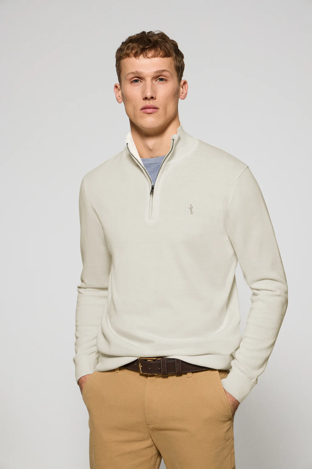 Beige zipped jumper with Rigby Best embroidery