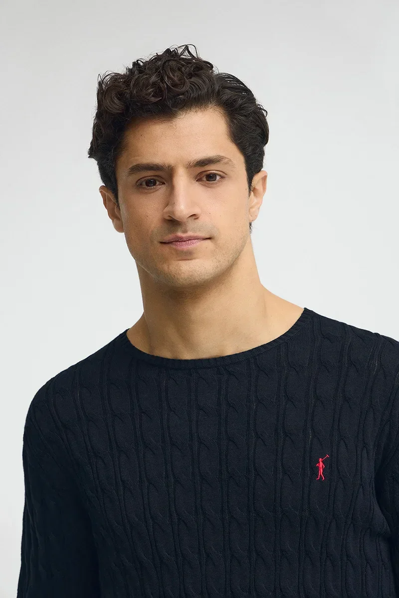 Navy-blue cable-knit jumper with Rigby Go logo - Image 3