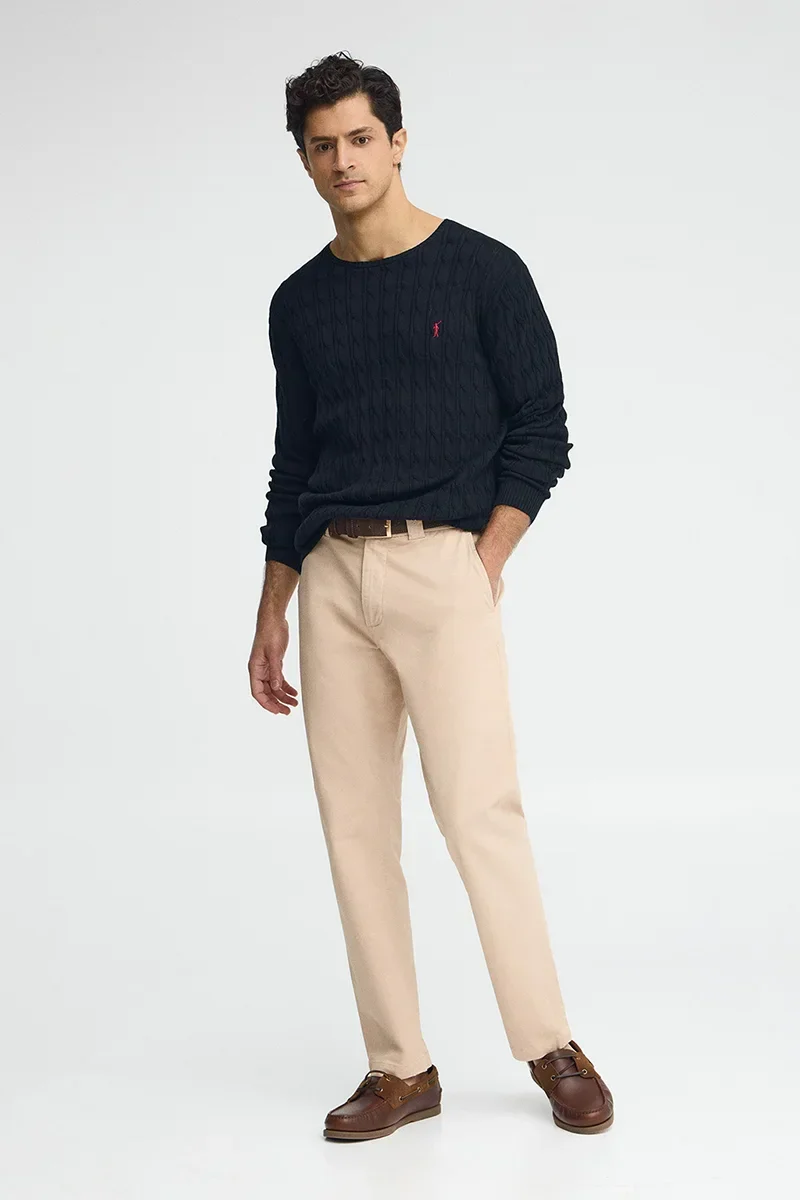 Navy-blue cable-knit jumper with Rigby Go logo - Image 4