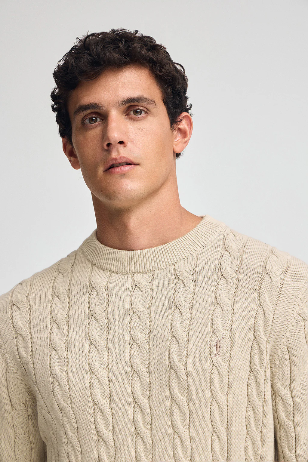 Beige cable-knit wool-blend jumper with Rigby Go embroidery - Image 3
