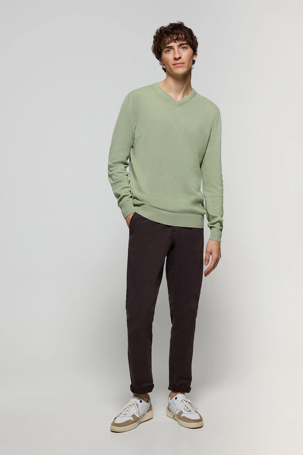 Jade-green V-neck basic jumper with Rigby Go logo - Image 3