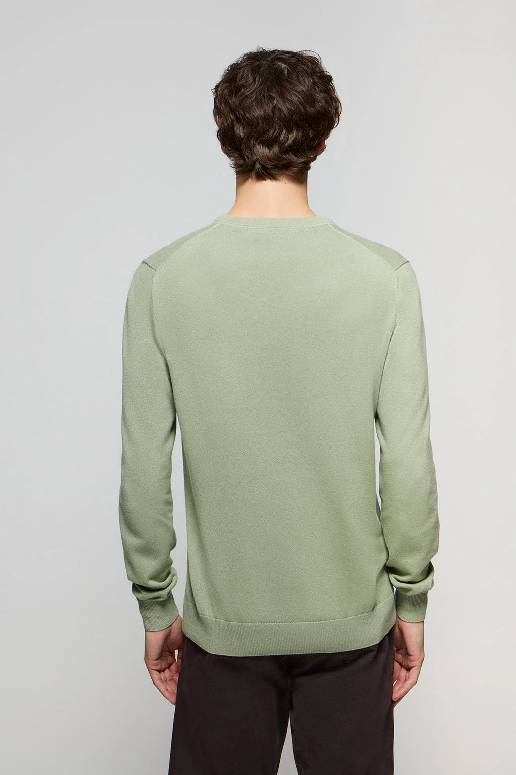 Jade-green V-neck basic jumper with Rigby Go logo - Image 4