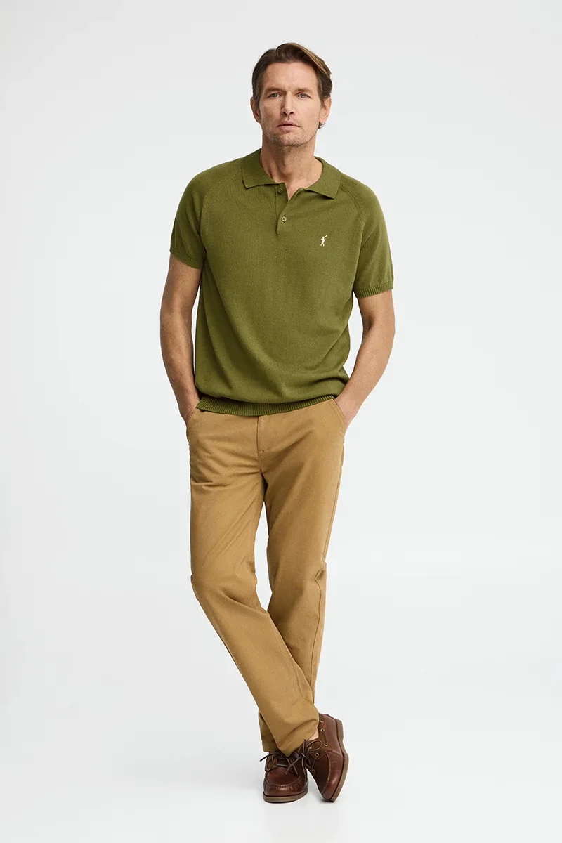 Moss-green short-sleeve jumper with polo collar and Rigby Go logo - Image 3