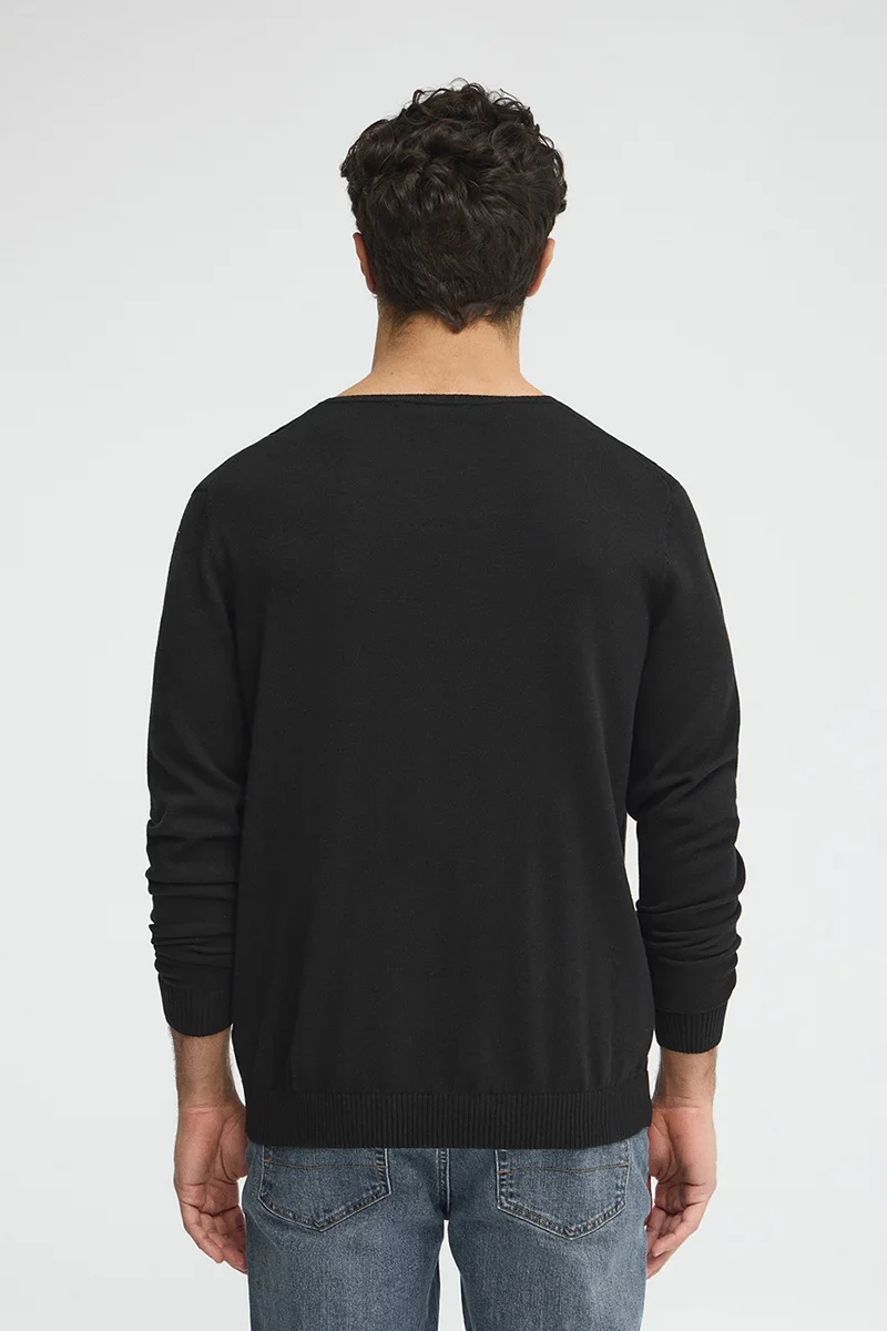 Black round-neck jumper with Rigby Go logo - Image 4