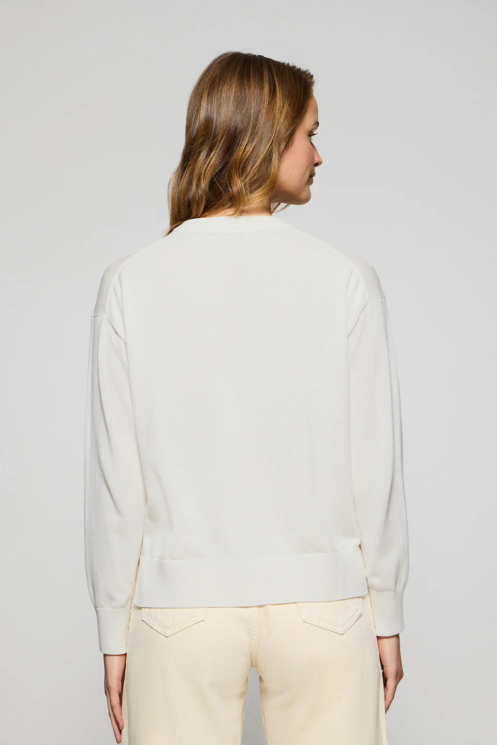 Beige round-neck knit jumper with Rigby Go embroidered logo - Image 2