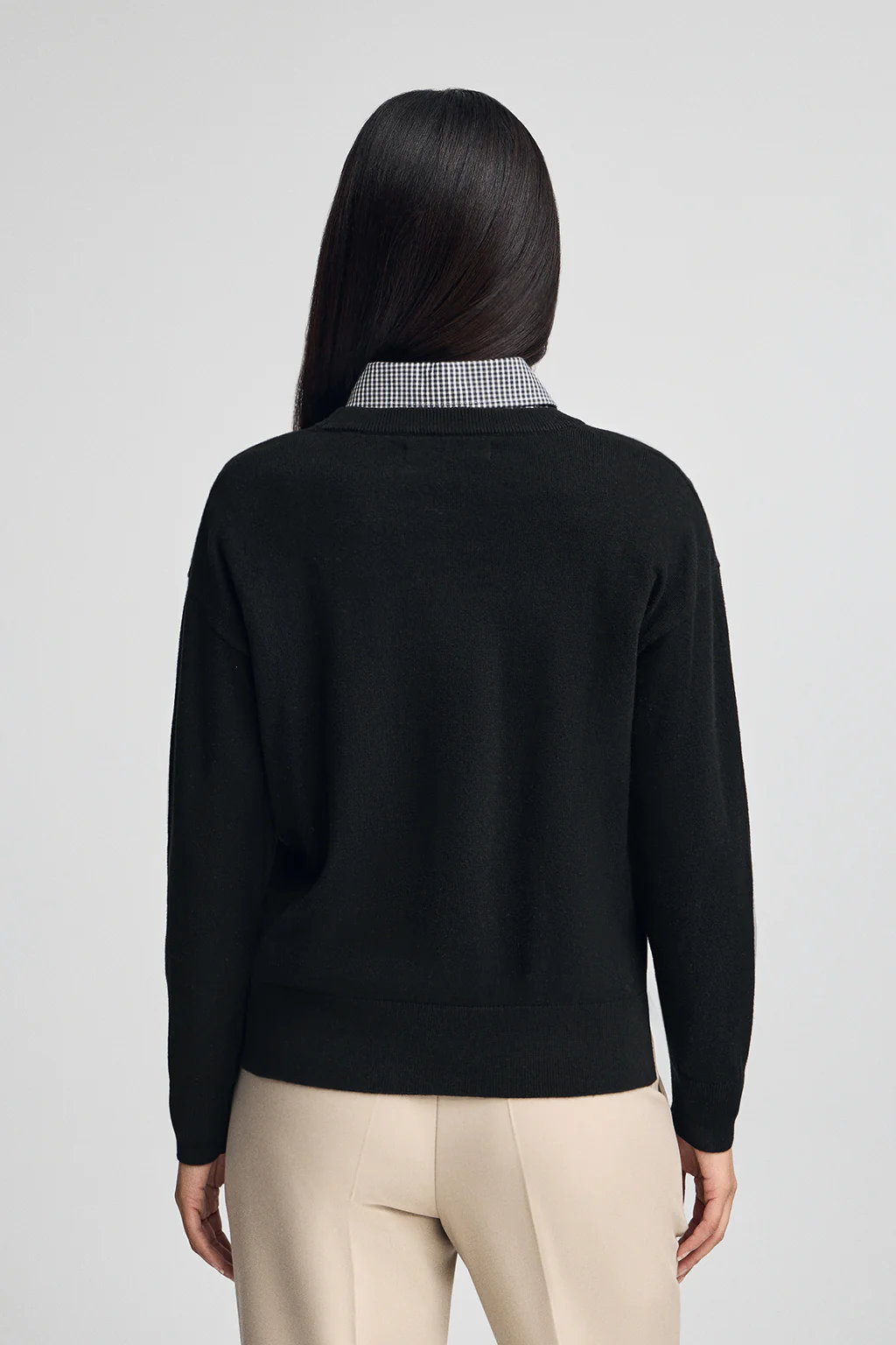 Black round-neck wool-blend jumper with Rigby Go embroidery - Image 4