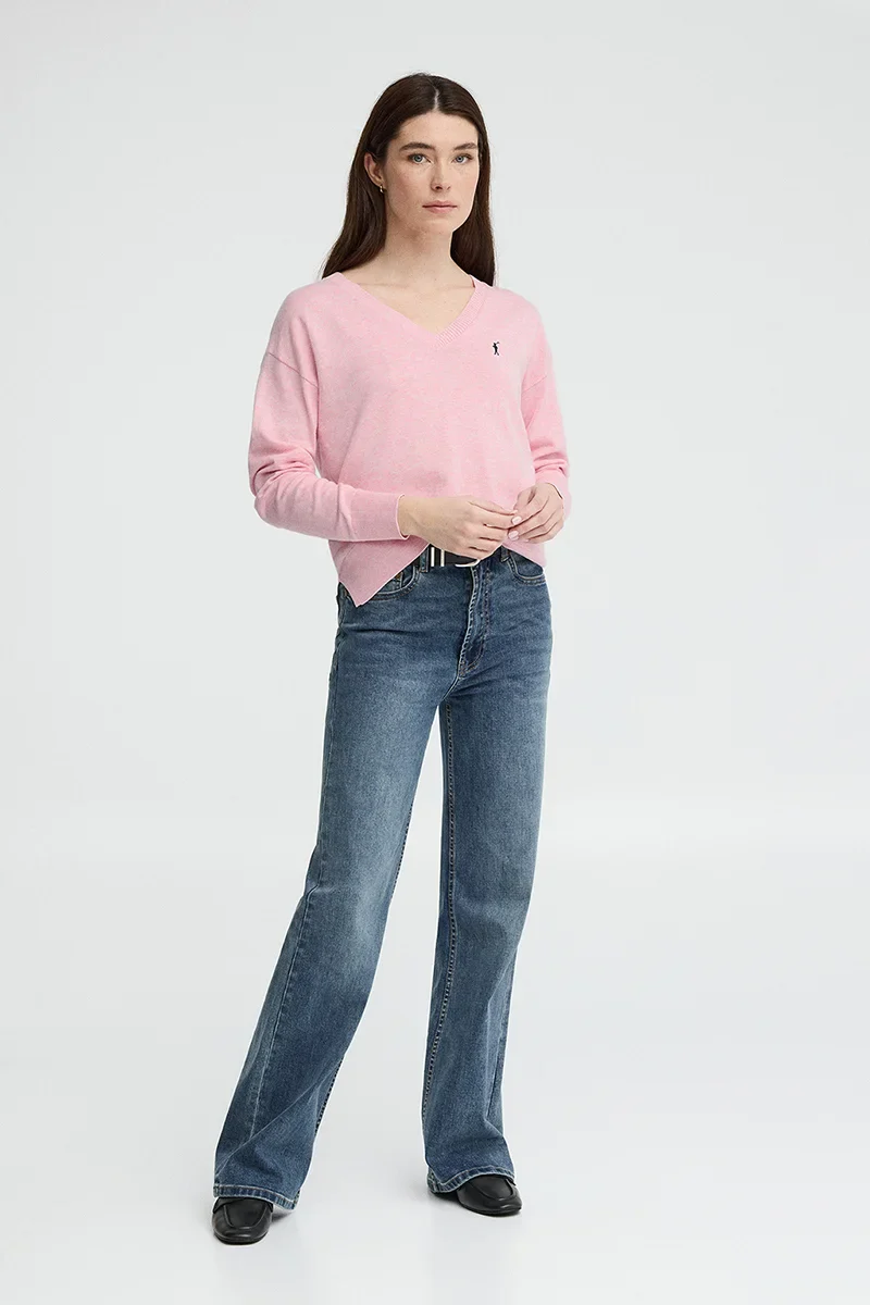 Pink V-neck jumper with Rigby Go logo - Image 3