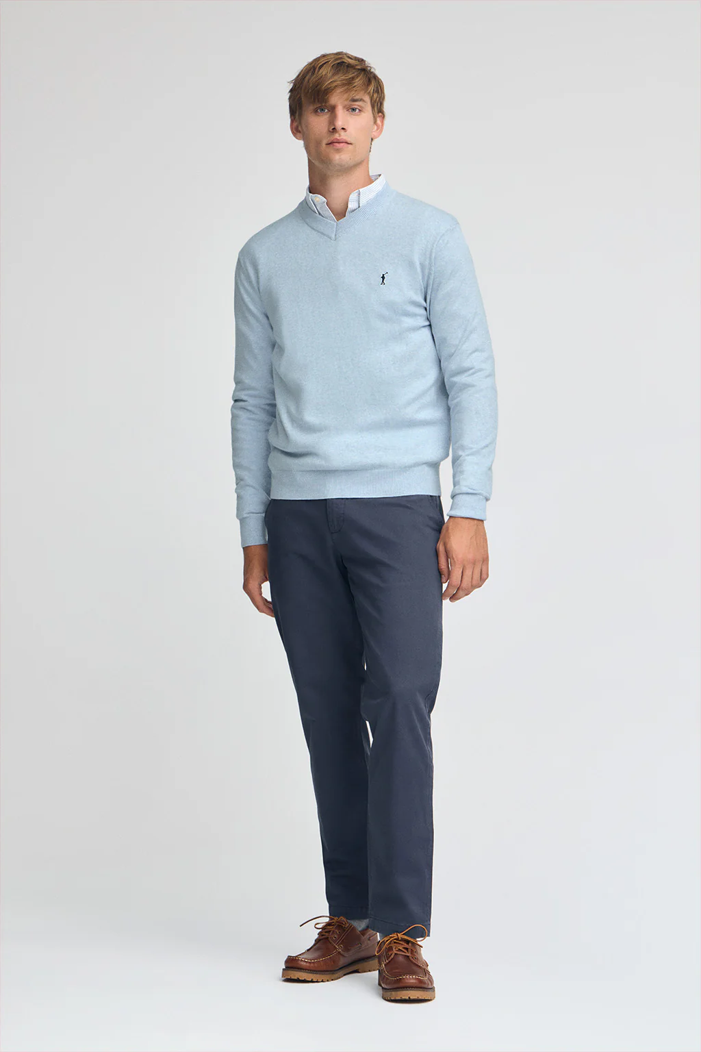 Light-blue-marl V-neck wool-blend jumper with Rigby Go embroidery - Image 3