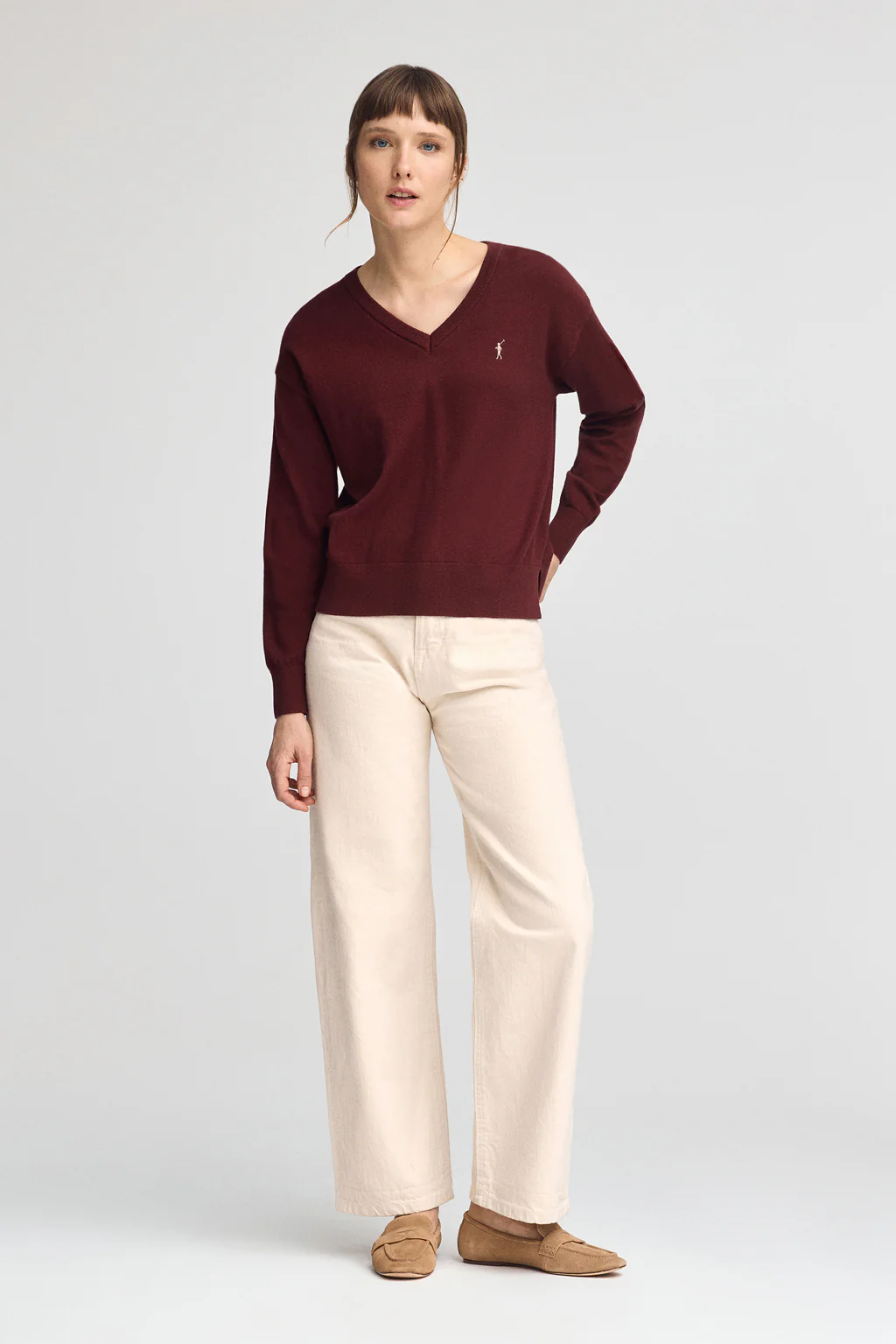 Maroon V-neck wool-blend jumper with Rigby Go embroidery - Image 3