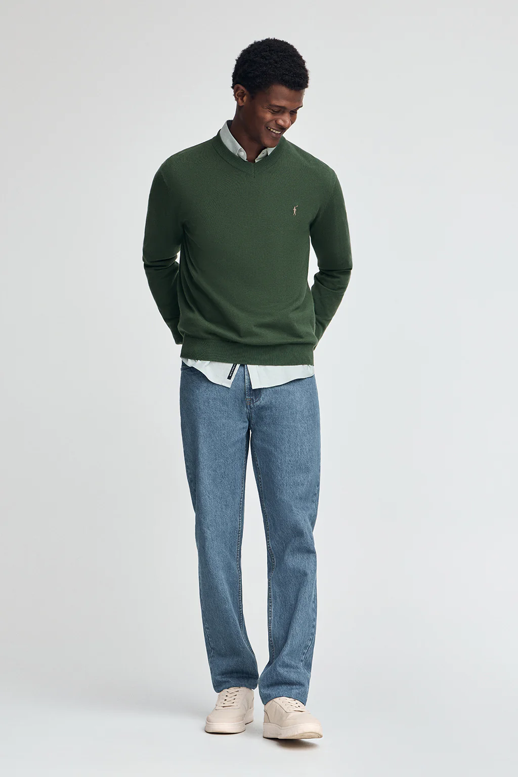 Mud-green V-neck wool-blend jumper with Rigby Go embroidery - Image 3
