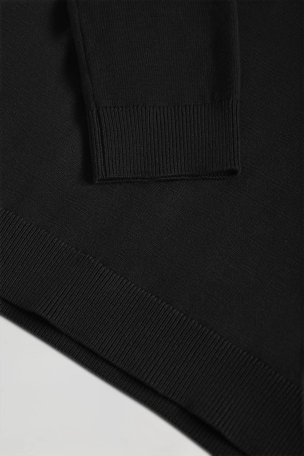 Black round-neck basic knit jumper with Rigby Go logo - Image 7
