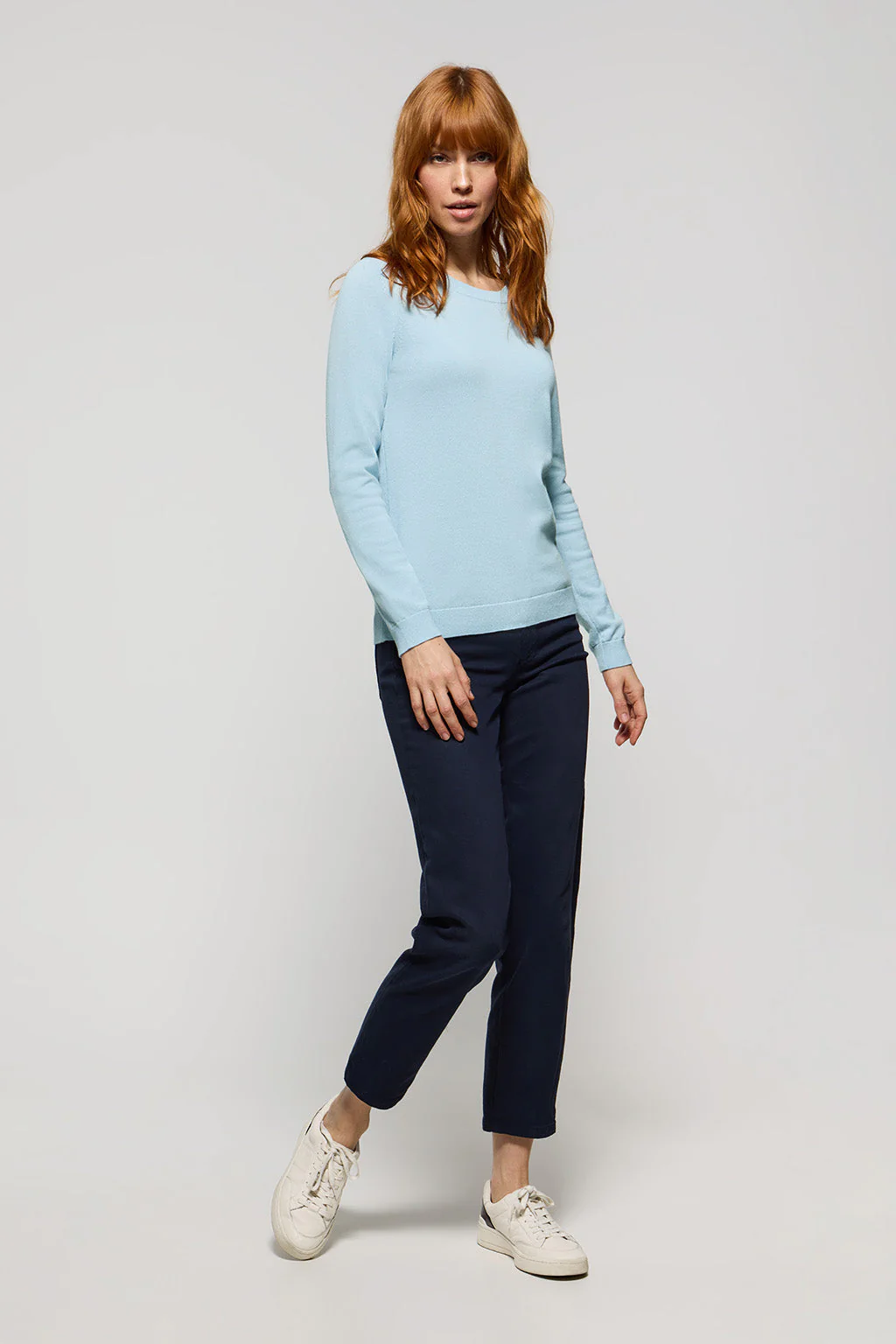 Sky-blue round-neck basic knit jumper with Rigby Go logo - Image 3