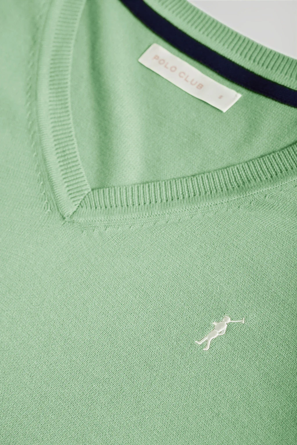 Light-green V-neck basic knit jumper with Rigby Go logo - Image 7
