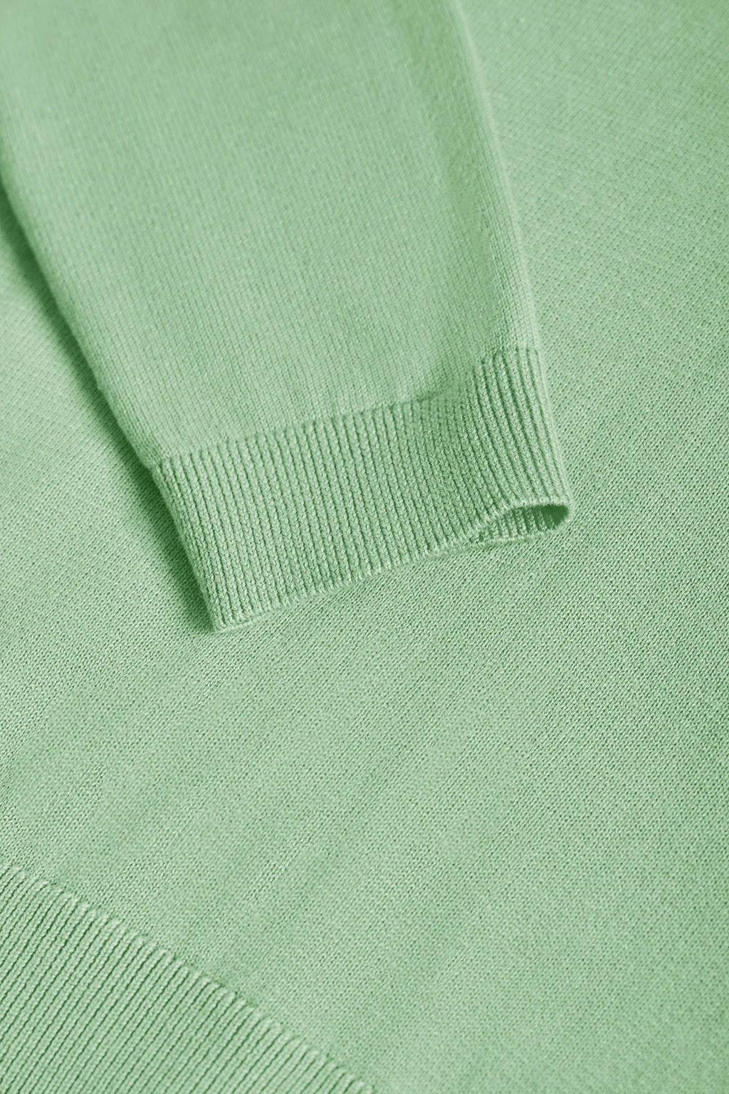 Light-green V-neck basic knit jumper with Rigby Go logo - Image 8