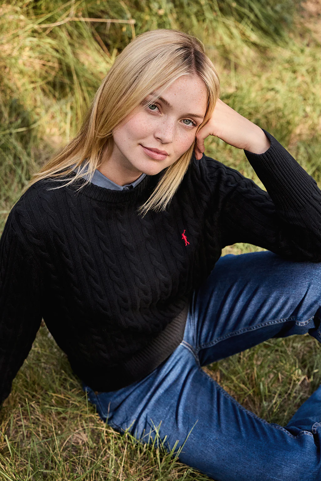 Navy-blue round-neck wool-blend jumper with Rigby Go embroidery - Image 4